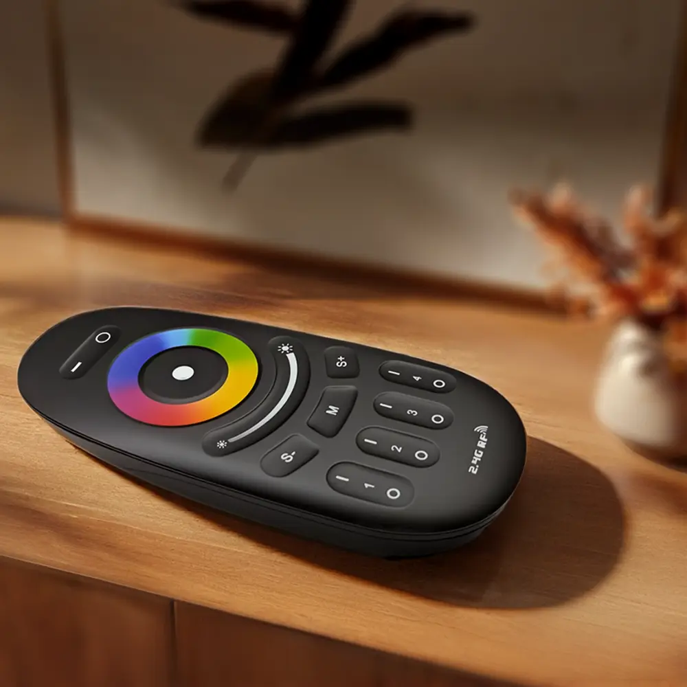 <b>HR01 </b><br />4-Zone RGB+CCT Remote (2.4G) - Image 2