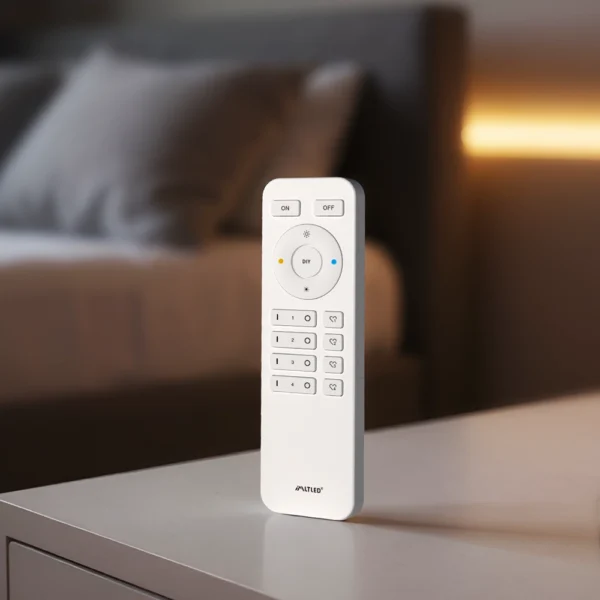 <b>HR02 </b><br />4-Zone CCT Remote (2.4G) - Image 3
